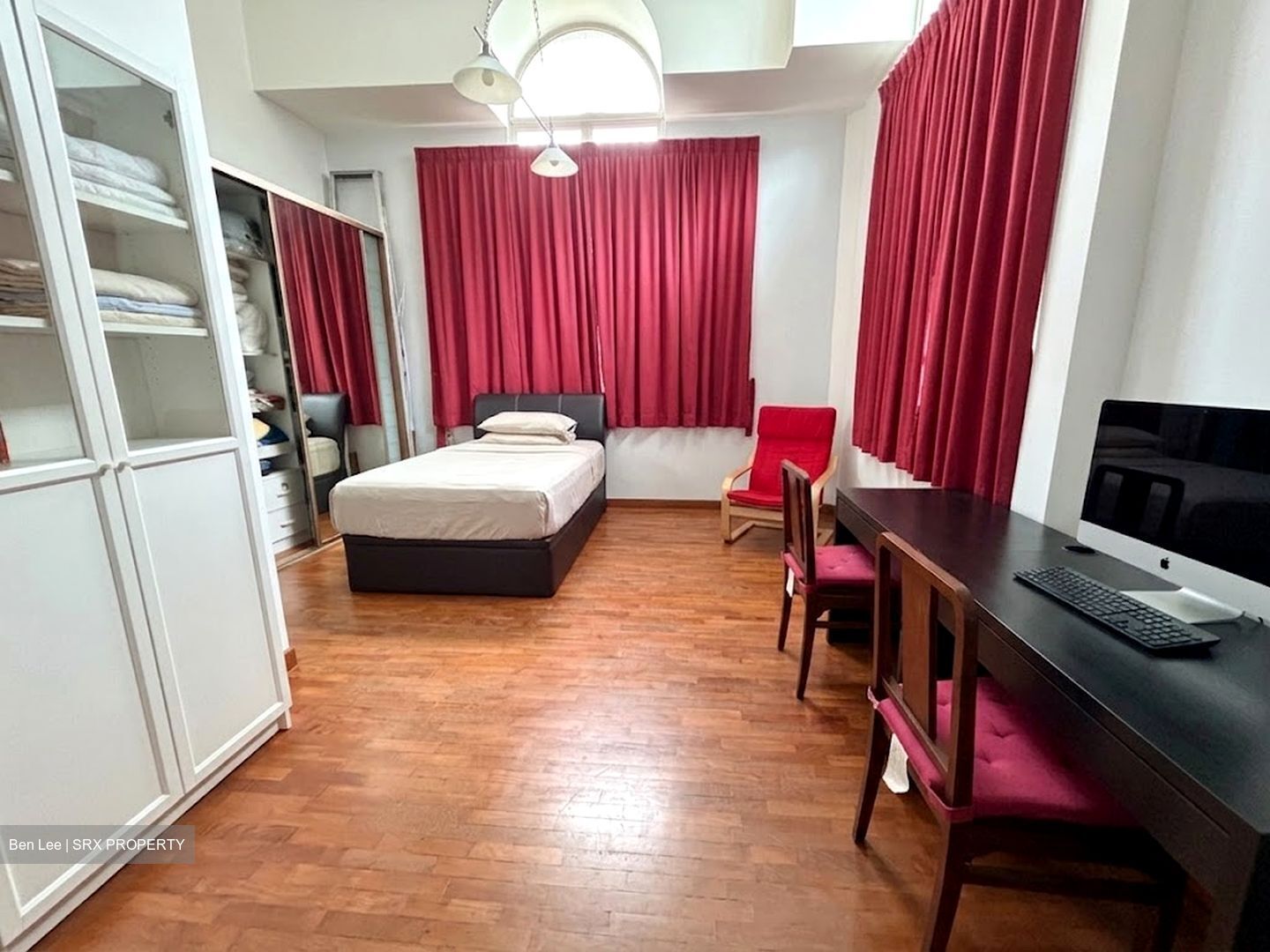 Burgundy Drive (D23),  #612037351